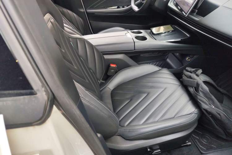 Used  SL03 2023 515MAX Pure Electric Version
