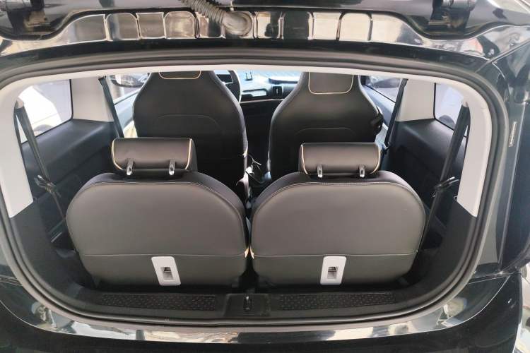 Used Baojun KiWi EV 2022 Artist Lite Edition Lithium Iron Phosphate
