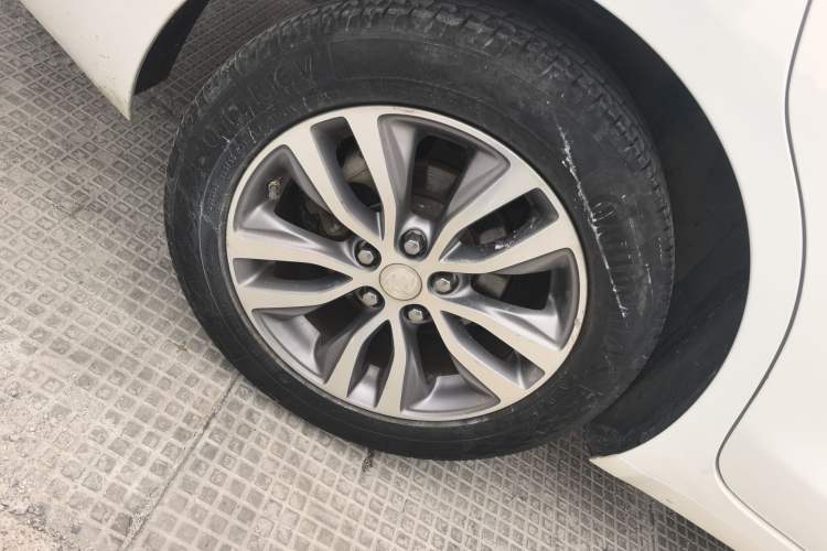 Used Buick GT 2019 18T Automatic Connected Elite Model China V Standard
