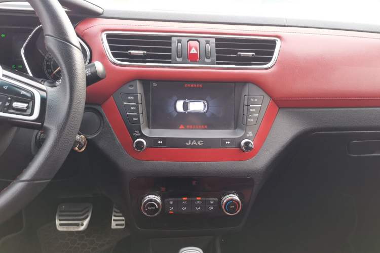 Used  Refine S2 2017 1.5L CVT Luxury Smart Model
