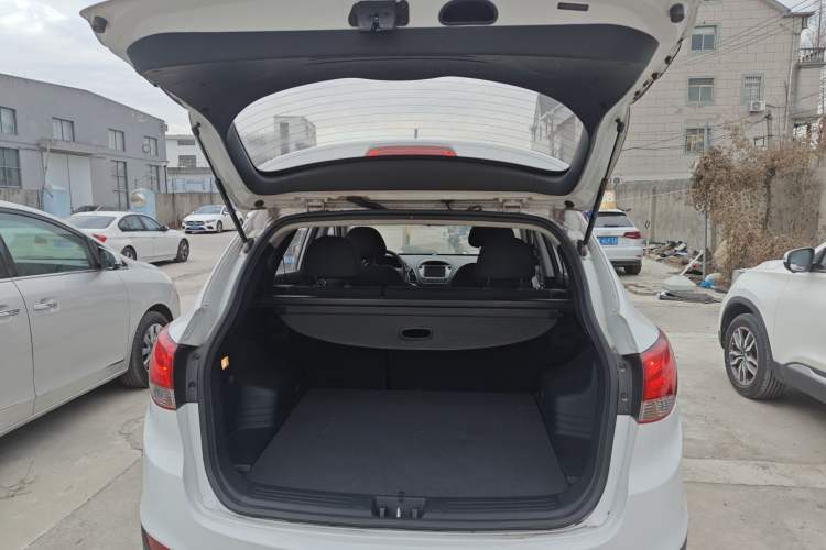 Used Hyundai ix35 2013 2.0L Automatic 2WD Comfort GL China IV Standard