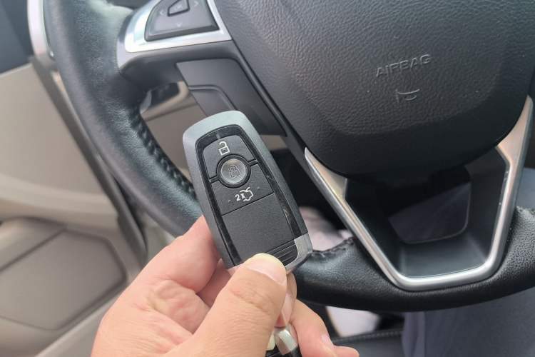 Used Ford Mondeo 2017 EcoBoost 180 Comfort Model
