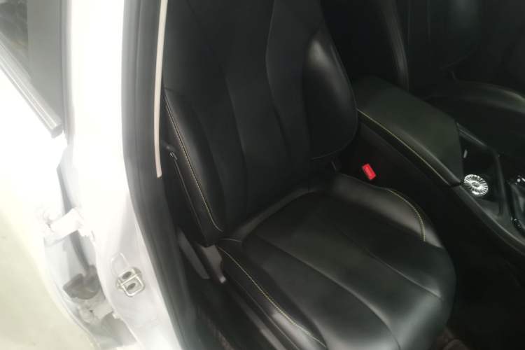 Used Roewe i5 2021 Revised Version 1.5L CVT Diamond Edition
