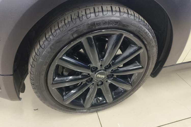 Used  MINI 2018 2.0T COOPER S Classic Edition Five-Door Version
