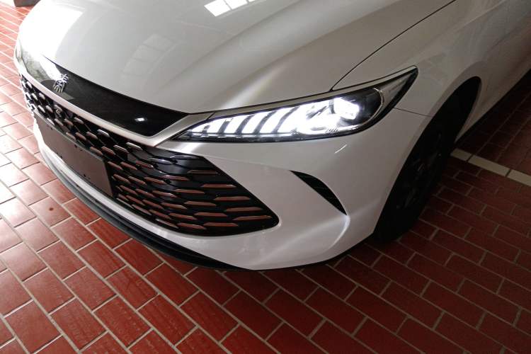 Used BYD Qin PLUS 2025 DM-i Smart Drive 55KM Leading Model