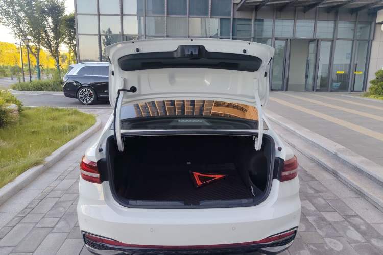 Used Volkswagen Lavida 2024 300TSI DSG Starry Sky Deluxe Edition
