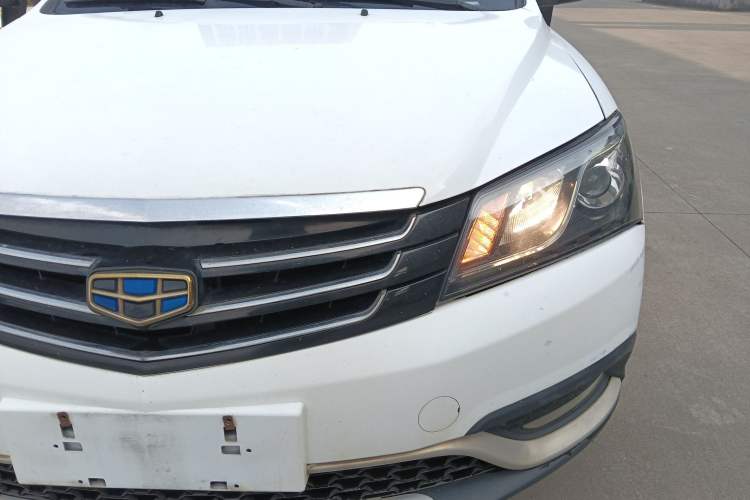 Used Geely Auto Emgrand 2016 Hatchback RS 1.5L Manual - Upward Edition
