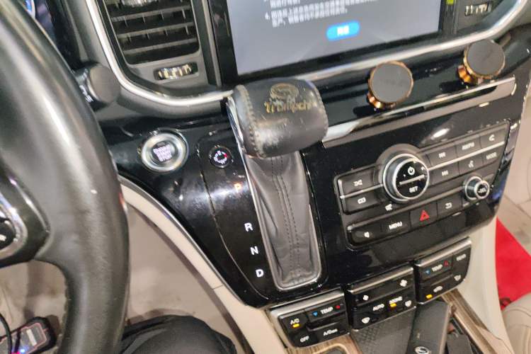 Used GAC Trumpchi M8 2018 320T Luxury Edition
