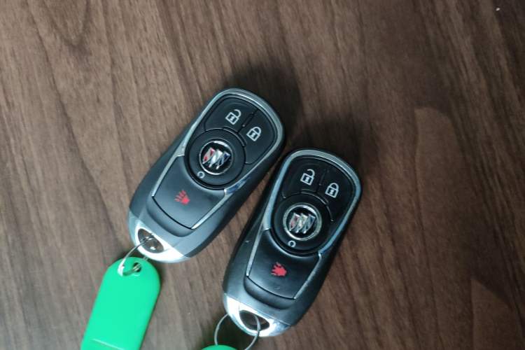 Used Buick GL8 2021 Land Cruiser Executive Class 652T Comfort Model