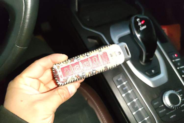 Used Wey VV6 2021 2.0T Two-Wheel Drive Smart Plus
