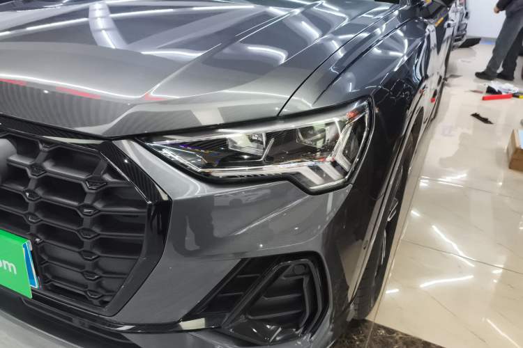 Used Audi Q3 2021 40 TFSI Fashion Dynamic Model
