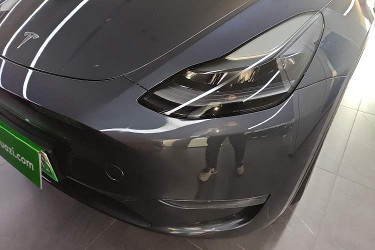 Used Tesla Model Y 2021 Long-Range All-Wheel-Drive Version 3D7