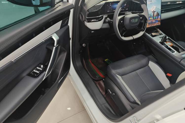 Used Geely Auto FX11 2024 1.5TD DCT Dragon Edition