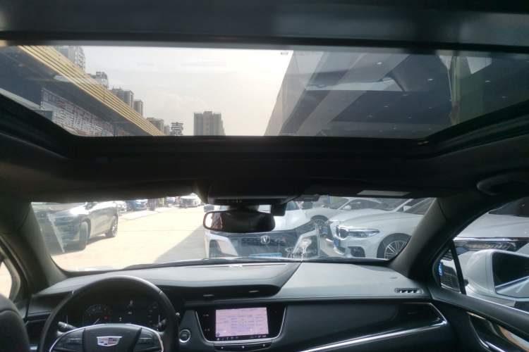 Used Cadillac XT5 2021 28T Luxury Version