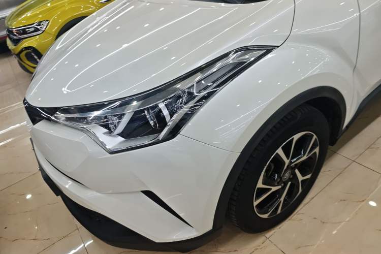 Used Toyota C-HR 2020 2.0L Leading Edition
