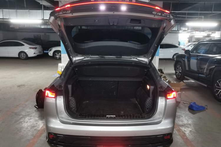 Used Bestune B70S 2022 2.0T War God King