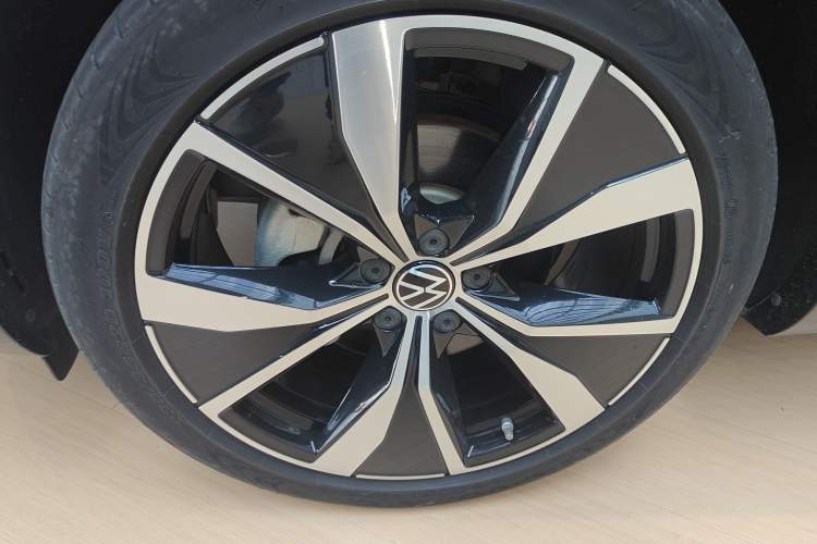 Used Volkswagen Tayron 2023 380TSI Four-Wheel Drive R-Line Pro Smart Edition
