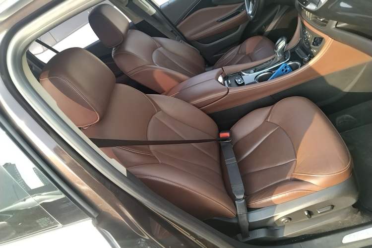 Used Buick Envision 2021 532T Two-Wheel-Drive Luxury Version
