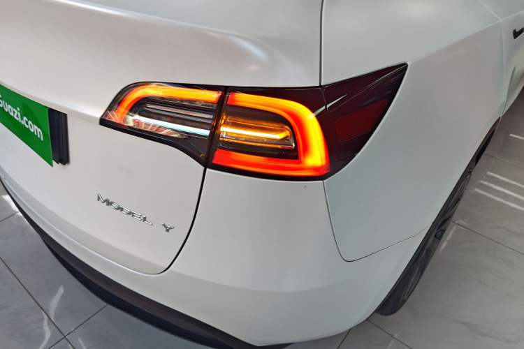 Used Tesla Model Y 2024 Rear-Wheel-Drive Version