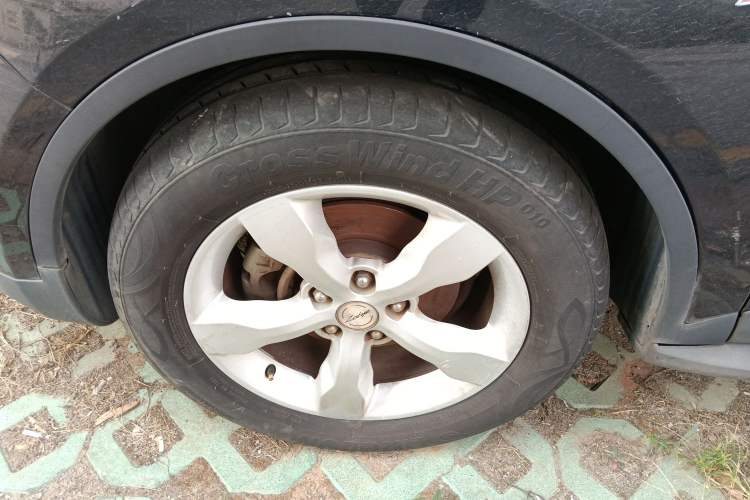 Used Zotye Domy X5 2015 1.5T Manual Luxury Model China V Standard
