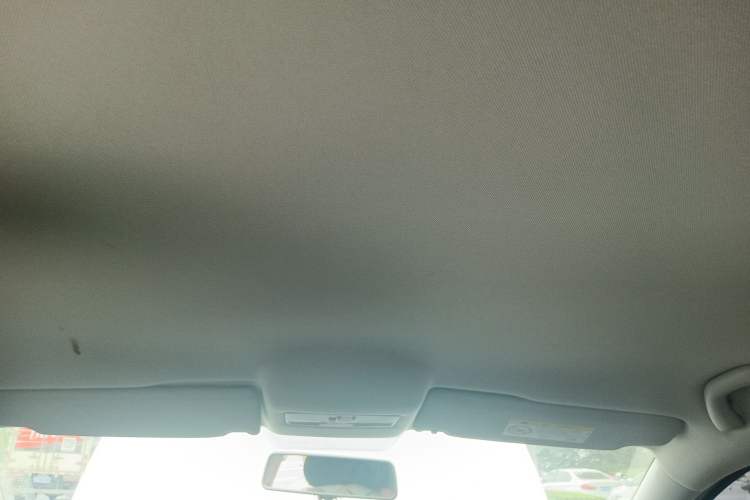 Used Volkswagen Polo 2016 1.4L Manual Fashion Model