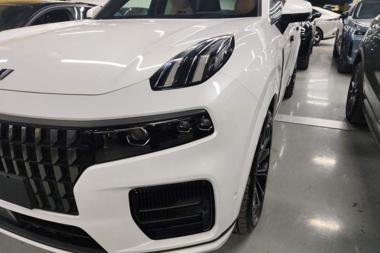 Used Lynk & Co 09 EM-P 2023 2.0TD EM-P Long-Range Version AM Six-Seater
