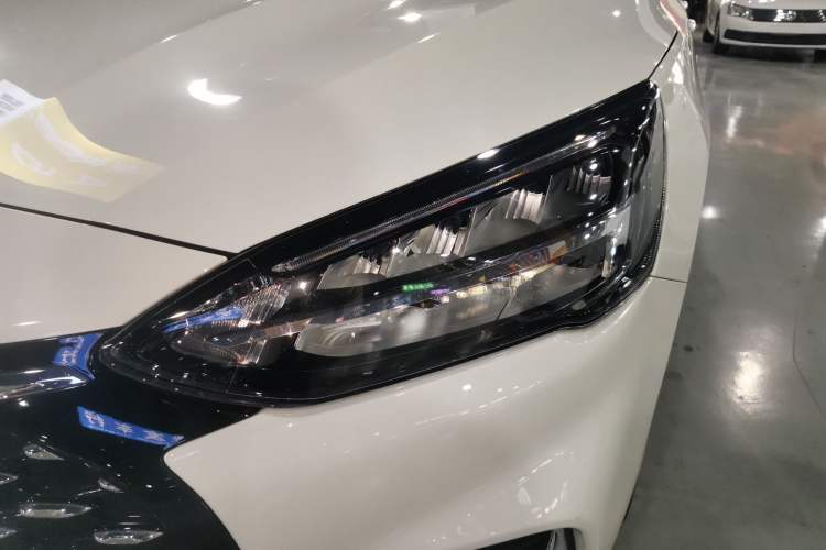 Used Ford Focus 2021 Sedan EcoBoost 180 Automatic Trendy Model