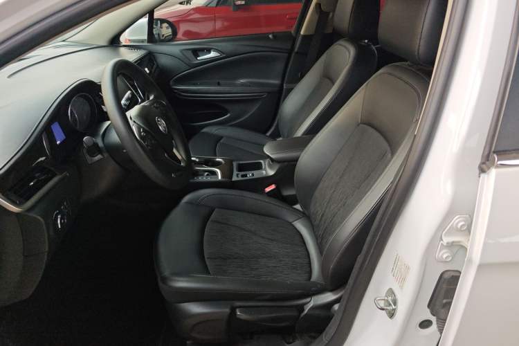 Used Buick Verano 2019 Sedan 20T Dual-Clutch Leading Model
