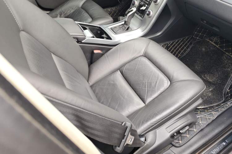 Used Volvo S80L 2015 2.0T T5 Smart Edition
