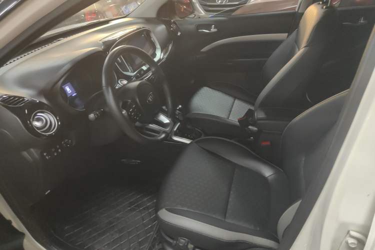 Used Kia kx1 Stonic 2019 1.4L Automatic Sport Edition China VI