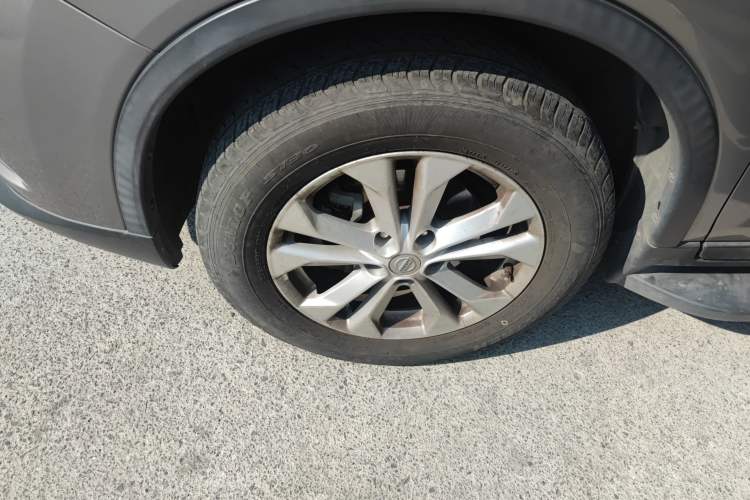 Used Nissan X-Trail 2014 2.5L CVT Luxury Edition 4WD
