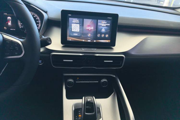 Used Geely Auto Coolray 2020 Facelift 240T DCT Hunter
