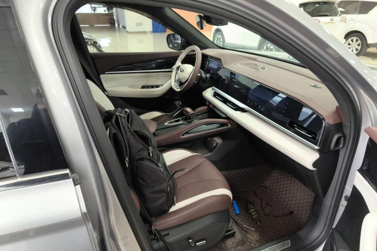 Used Geely Auto Monjaro L 2021 2.0TD DCT EVO Two-Wheel Drive Prestige Version
