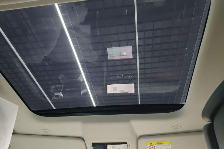 Used Land Rover Discovery 2021 360 PS R-Dynamic HSE
