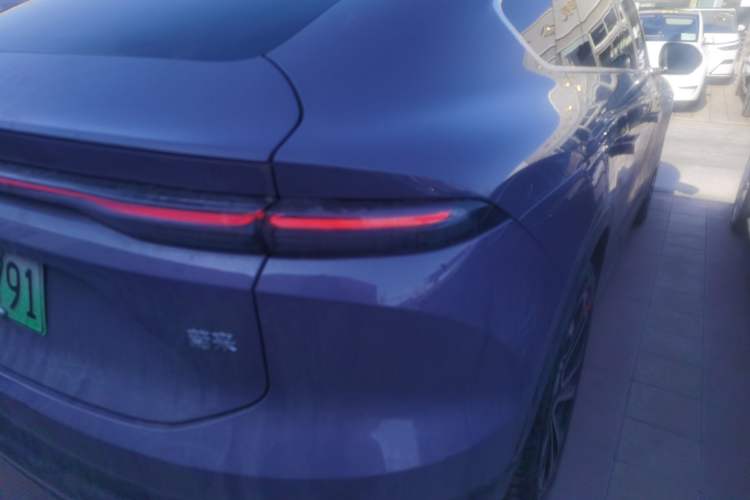 Used Nio EC6 2024 75 kWh