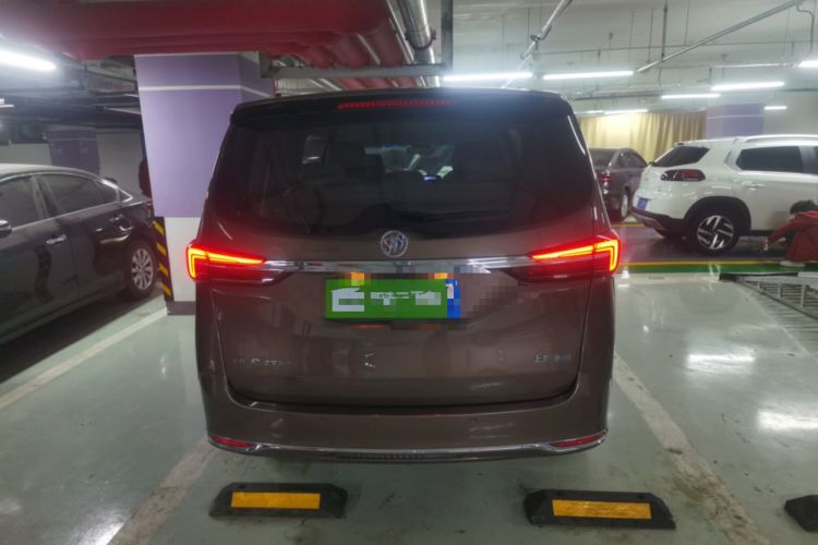 Used Buick GL8 2020 Land Cruiser Executive Class 652T Comfort Model
