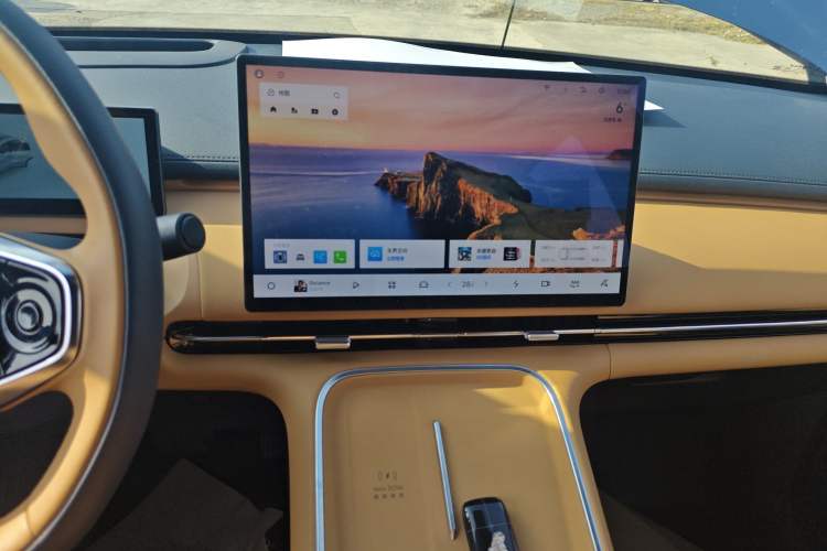 Used  Galaxy Xingjian 7 EM-i 2025 120km Flagship Edition