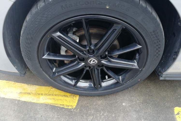 Used Changan UNI-V 2022 1.5T Prestige Version