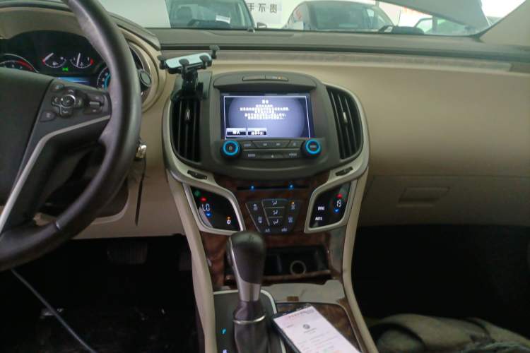 Used Buick LaCrosse 2013 2.4L SIDI Leading Comfort Version
