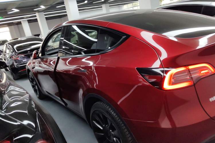 Used Tesla Model Y 2024 Rear-Wheel-Drive Version
