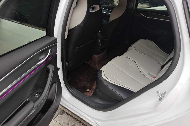 Used BYD Destroyer 05 2024 HONOR Edition DM-i 55KM Luxury Model
