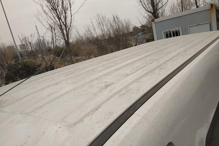 Used Wuling Yangguang 2024 300KM Comfort Version Passenger Van 75kW