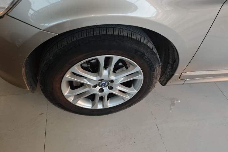 Used Volvo XC60 2015 T5 Smart Upgrade Model