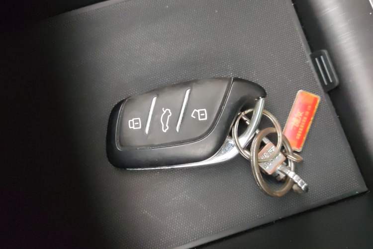 Used Roewe i5 2023 1.5L CVT Luxury Edition
