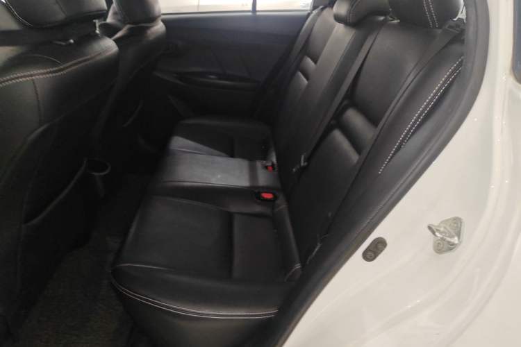 Used Toyota YARiS L 2017 1.5E CVT Dynamic Edition
