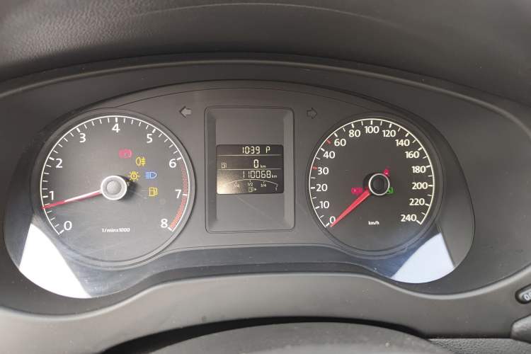 Used Volkswagen Sagitar 2015 1.6L Automatic Comfort Model
