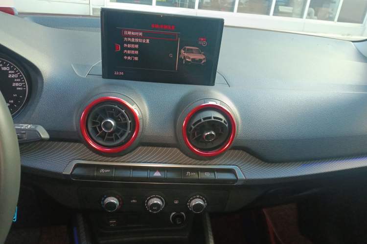 Used Audi Q2L 2018 35 TFSI Launch Exclusive Edition China V
