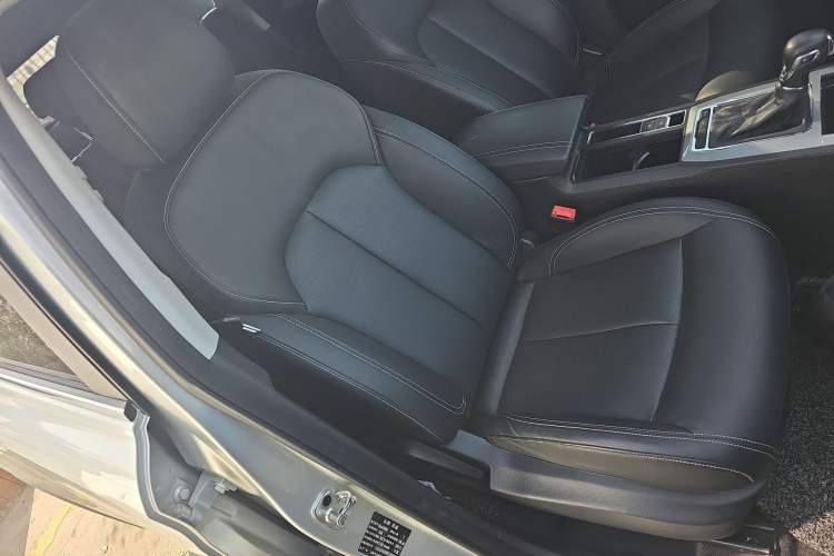 Used Roewe RX5 2020 20T Automatic 4G Connect Superior Flagship Edition
