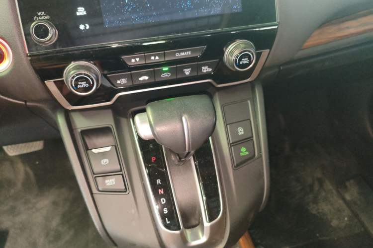 Used Honda CR-V 2021 240TURBO CVT 2WD Fashion Edition