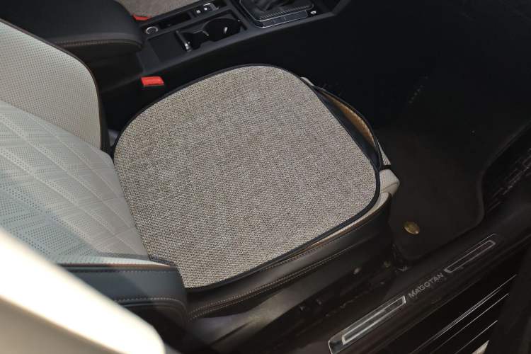 Used Volkswagen Magotan 2023 2 Million Units Limited Edition 330TSI DSG Leading Version